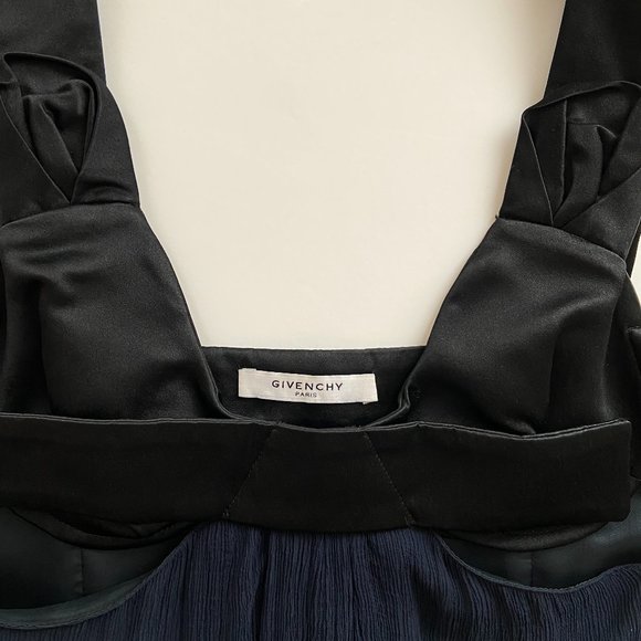 GIVENCHY NAVY CRINKLE CHIFFON BLACK SILK EMPIRE WAIST GOWN XS - Picture 4 of 9